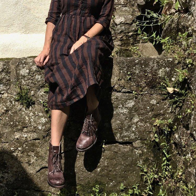 England, Summers & Adventures in Linen Dresses - Pyne and Smith Clothiers
